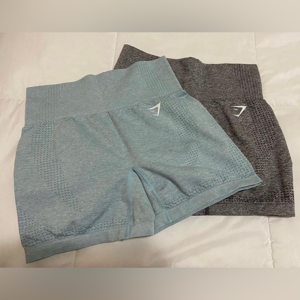 Medium blue gym shark biker shorts